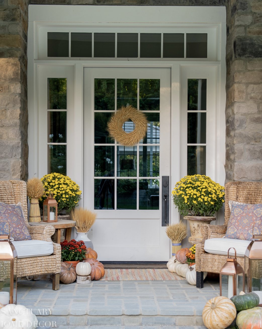 7 Front Porch Decor Ideas from a Stylist to Inspire You For Fall