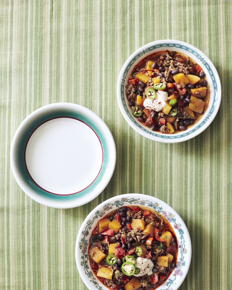 two bowls of pumpkin beef and black bean chili