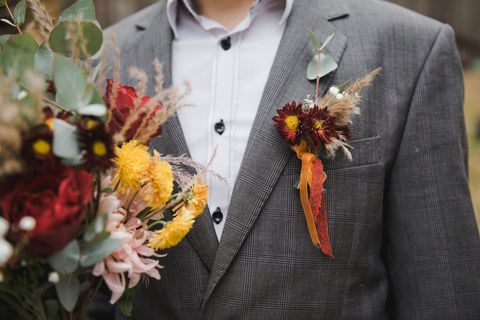 fall wedding ideas corsage