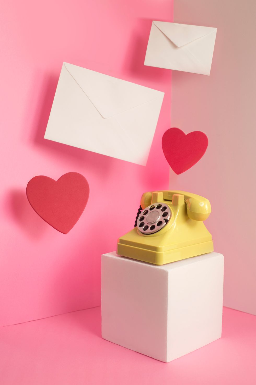 A phone and hearts