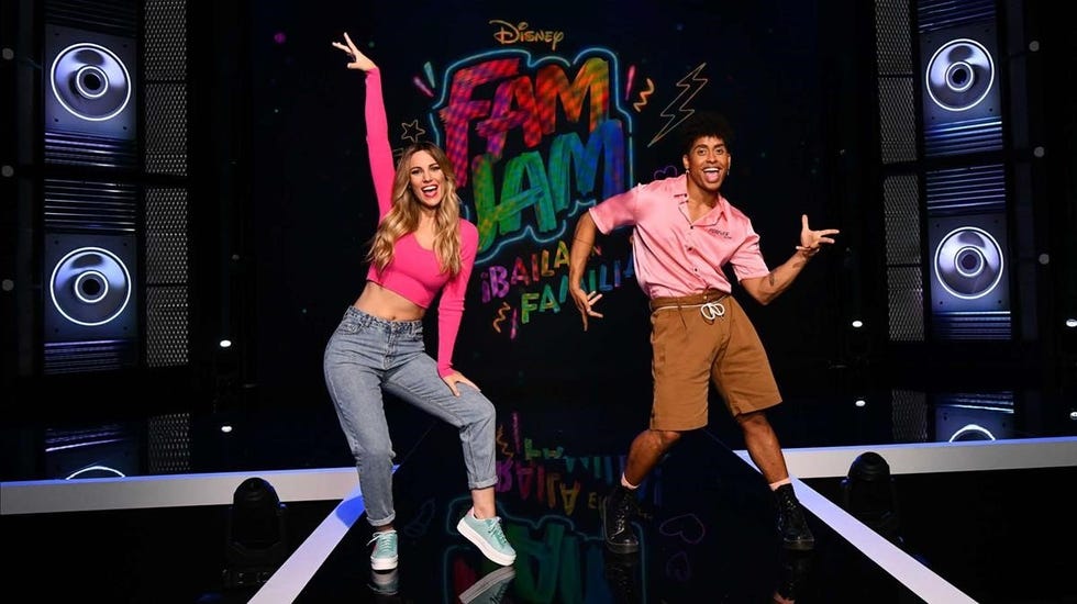 edurne como presentadora de fam jam baila en familia