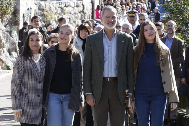 La Reina Letizia explica en Sotres qué papel tendrá ahora en las visitas a  Pueblos Ejemplares