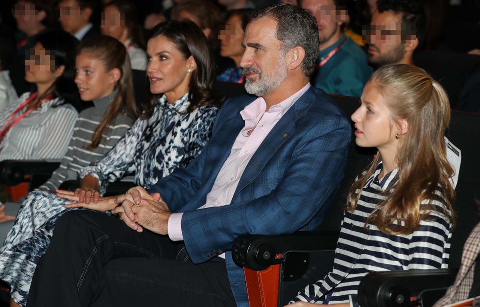 Los reyes Felipe y Letizia y sus hijas Leonor y Sofía en los actos del X aniversario de la fundación Princesa de Girona