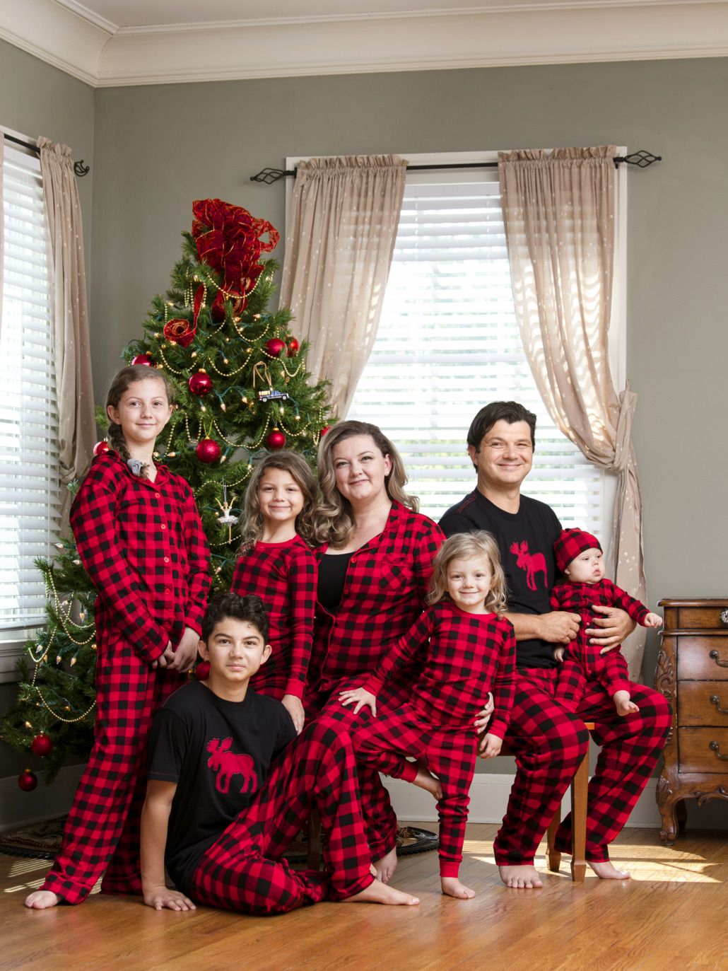 25 Best Family Christmas Pajamas - Funny And Cheap Matching Christmas ...