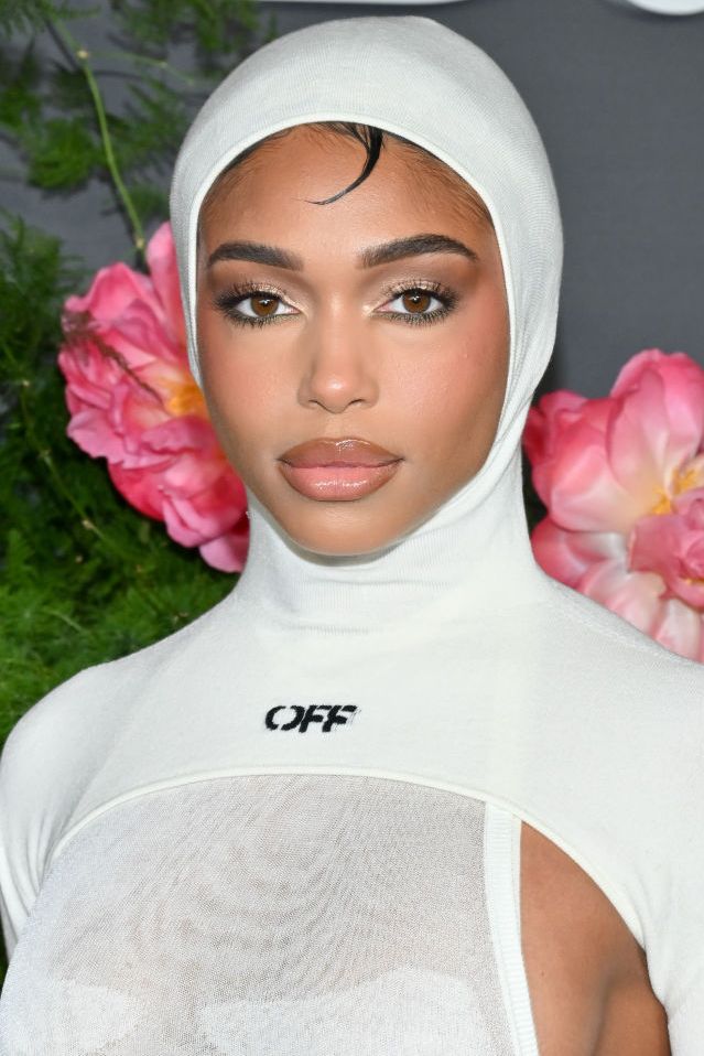 lori harvey attends the 2022 baby2baby gala