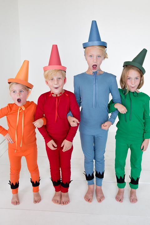 family halloween costumes crayons