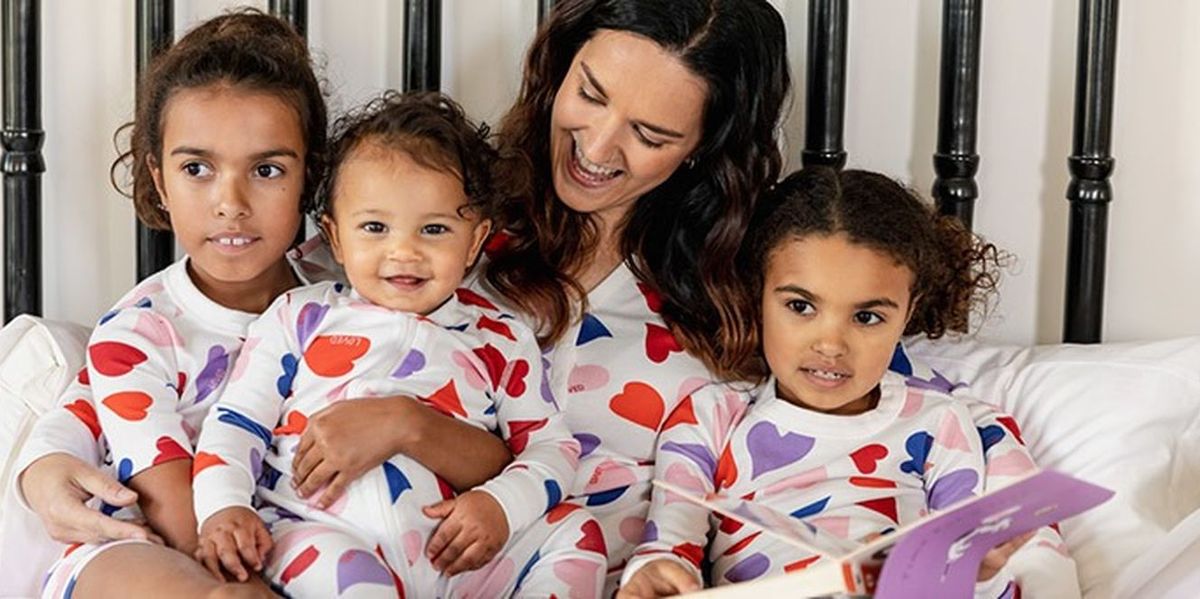 family matching valentine pajamas