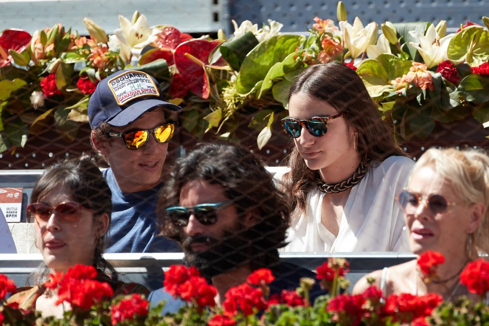 Flower, Event, Plant, Flower Arranging, Floral design, Ceremony, Floristry, Eyewear, Art, Festival, 