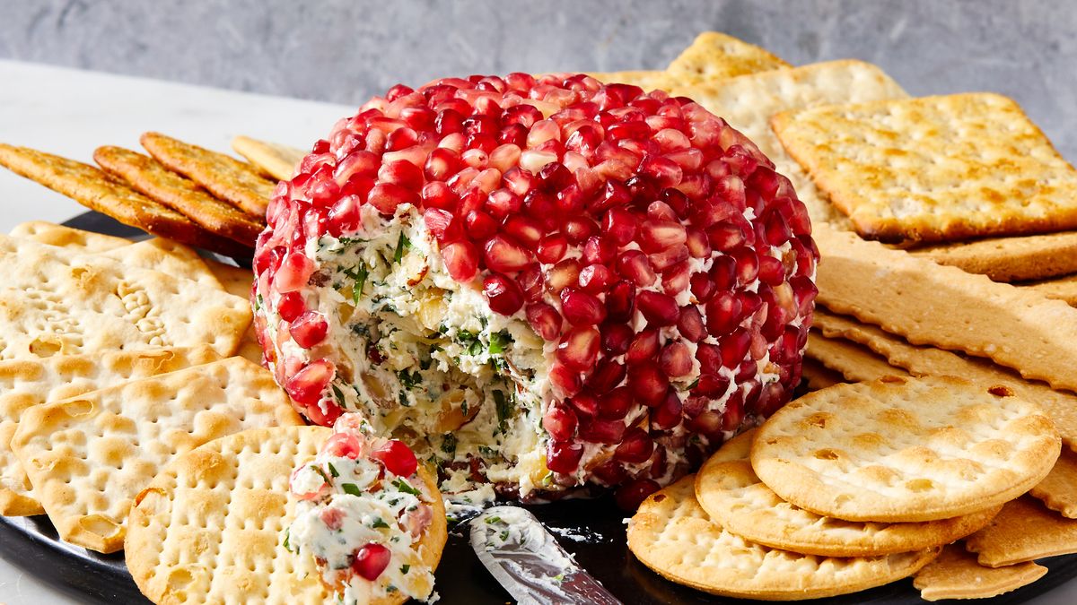 preview for You Can't Celebrate The Holidays Without This Fancy Christmas Cheese Ball