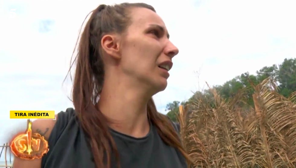 Fani desesperada por las picaduras de mosquito en 'Supervivientes'