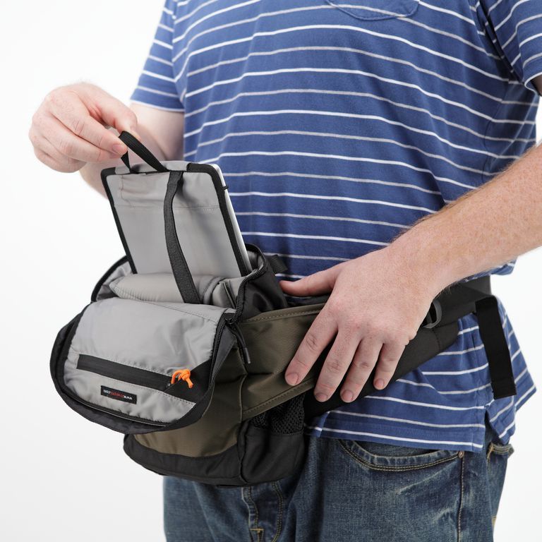 Bag, Handgun holster, Messenger bag, Waist, Shoulder, Hand luggage, Joint, Pocket, Luggage and bags, Hand, 