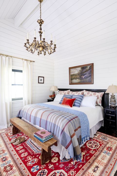 farmhouse decor - colorful bedroom