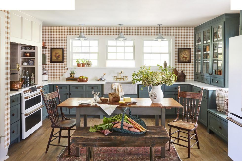 46 Farmhouse Backsplash Ideas for Your Kitchen