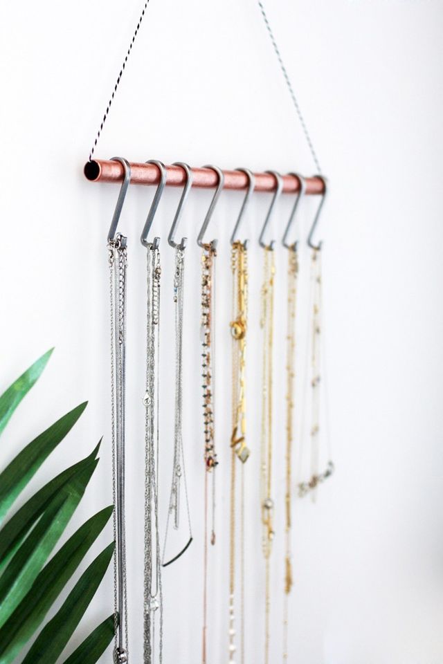 Chime, Wind chime, Clothes hanger, Fashion accessory, Jewellery, 