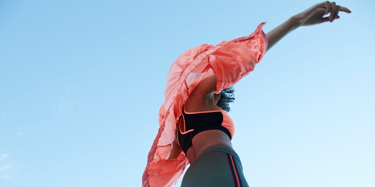 Your Sports Bra Could Increase Knee Pain, Study Says: Here’s How Your Sports Bra Could Increase Knee Pain, Study Says: Here’s How