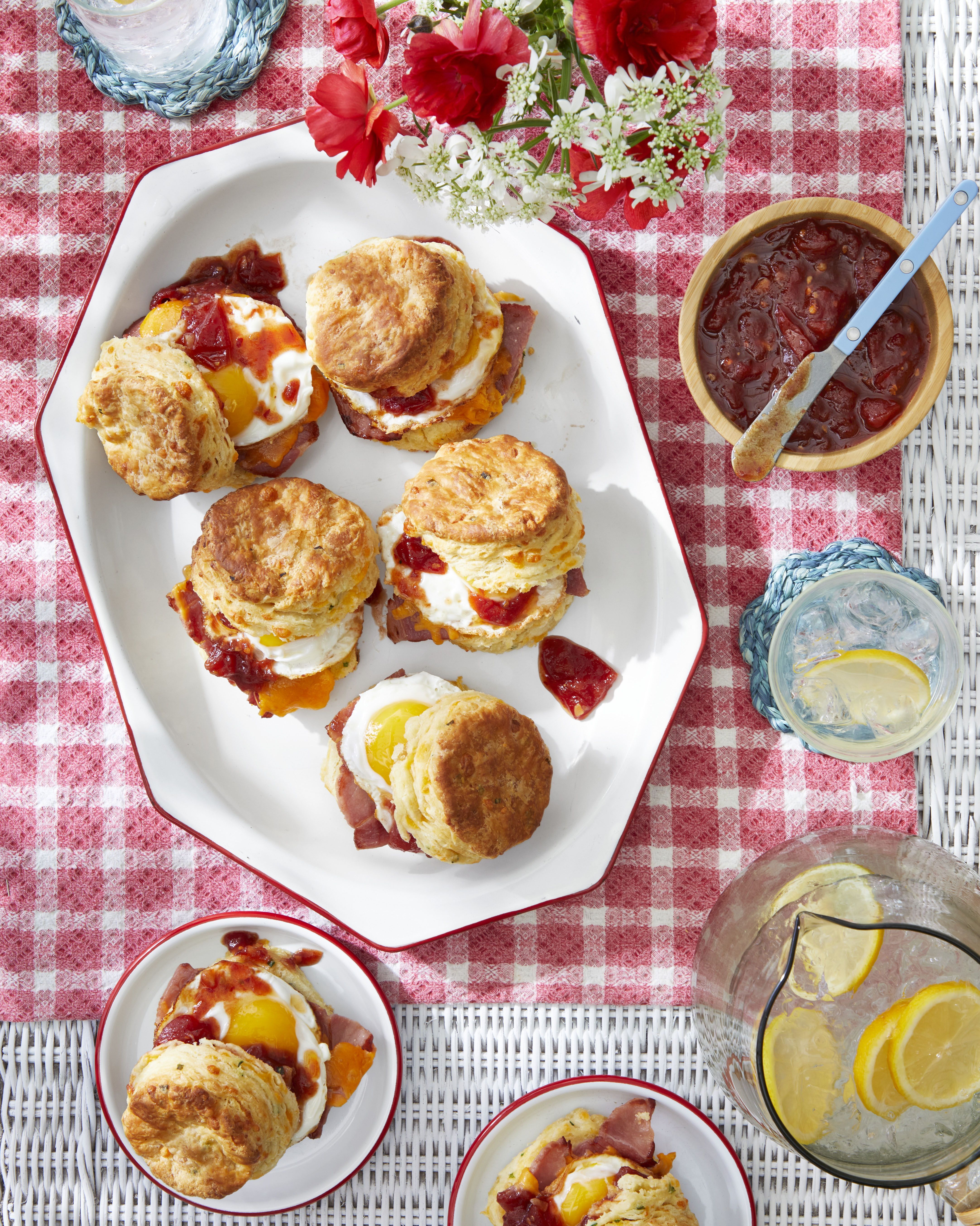 https://hips.hearstapps.com/hmg-prod/images/fathers-day-brunch-tomato-jam-biscuits-645d2a7aa95b1.jpg