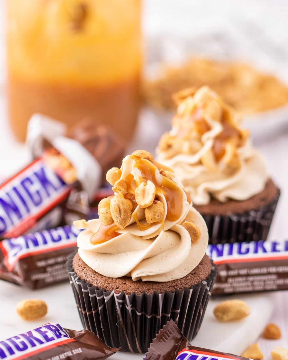 fathers day cupcakes snickers cupcakes