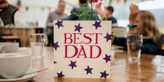 https://hips.hearstapps.com/hmg-prod/images/fathers-day-decorations-card-6446d1e8ca33d.jpg?crop=1.00xw:0.765xh;0,0&resize=640:*