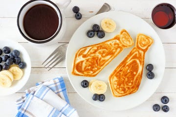 vaderdag ontbijt met stropdas pannenkoeken