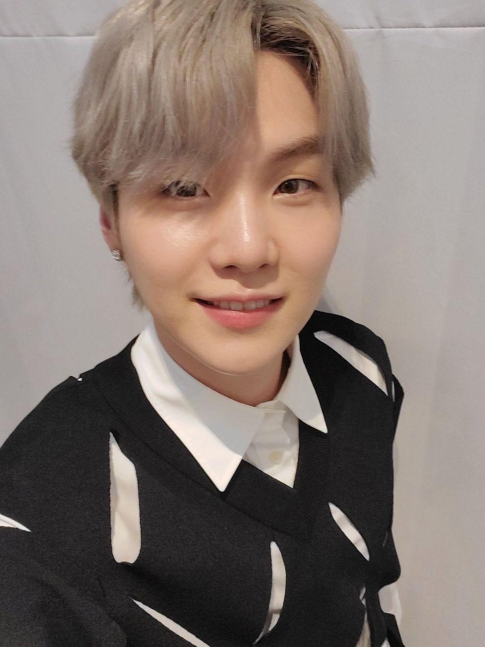 祝31歳！ BTS（防弾少年団）“ユンギ”ことSUGA（シュガ）の着用ブランドや私服ファッションを総覧 | ファッション | ELLE ［エル  デジタル］