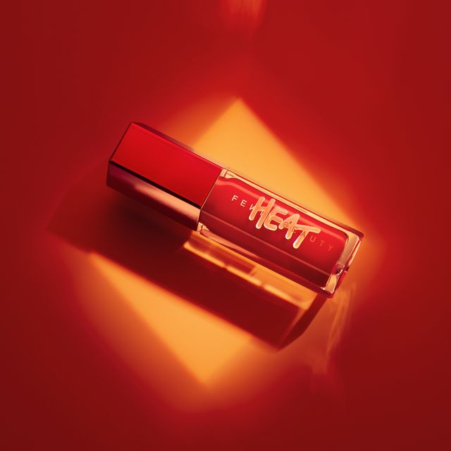 Fenty Beauty Fenty Glow (Universal) Gloss Bomb Lip Luminizer Review &  Swatches
