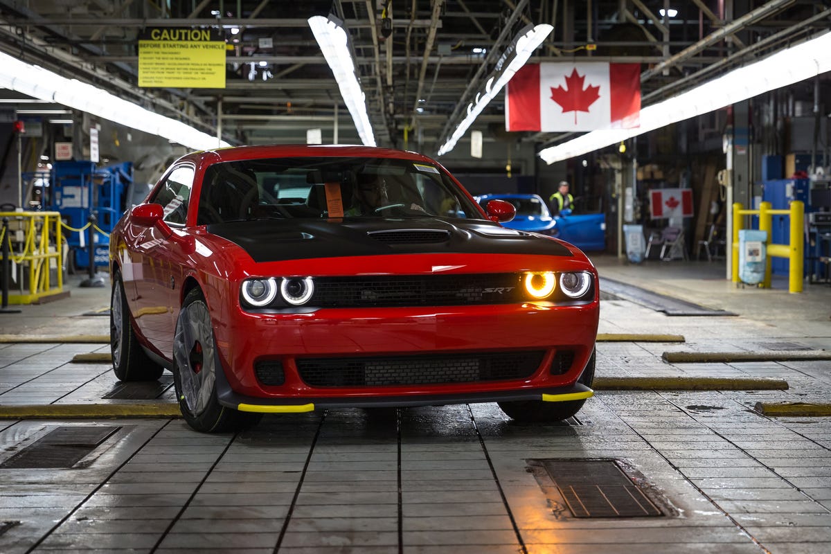 Dodge's Plastic Splitter Guards Are A Weird Fad That's Splitting