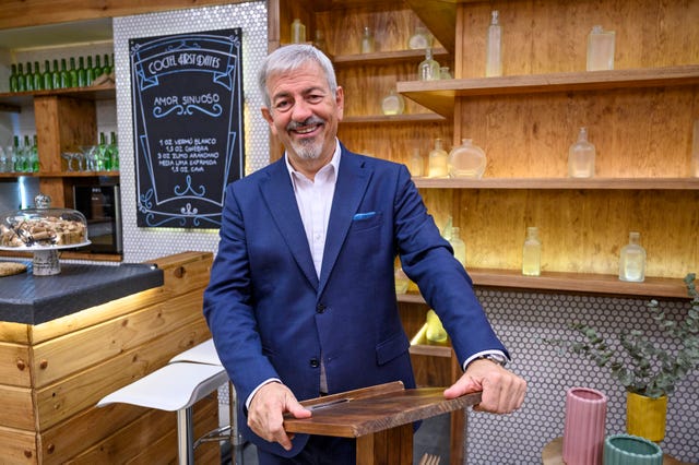 carlos sobera en first dates