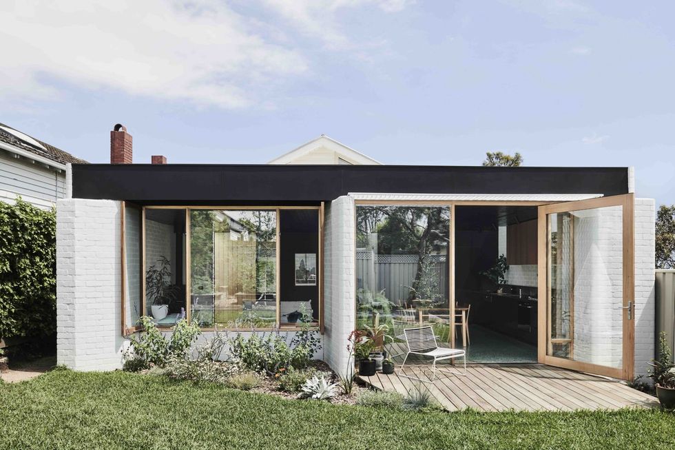 a mini bungalow or container house