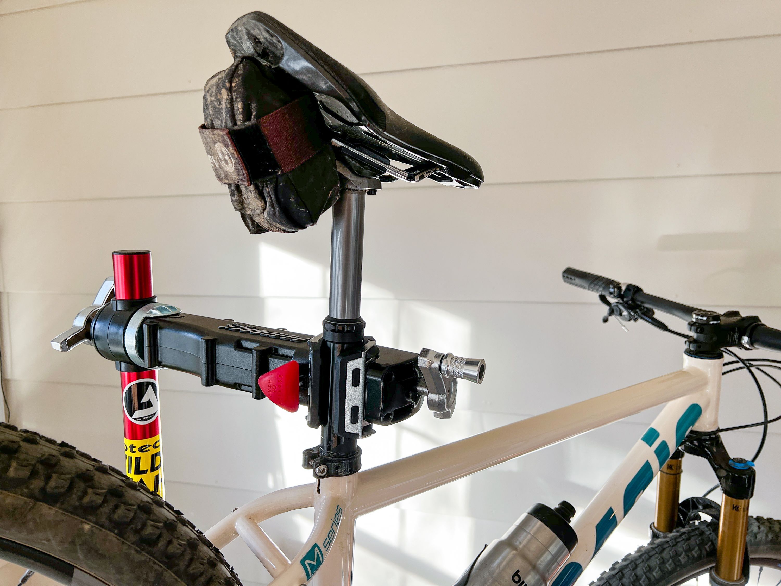 Mountain bike repair stand online