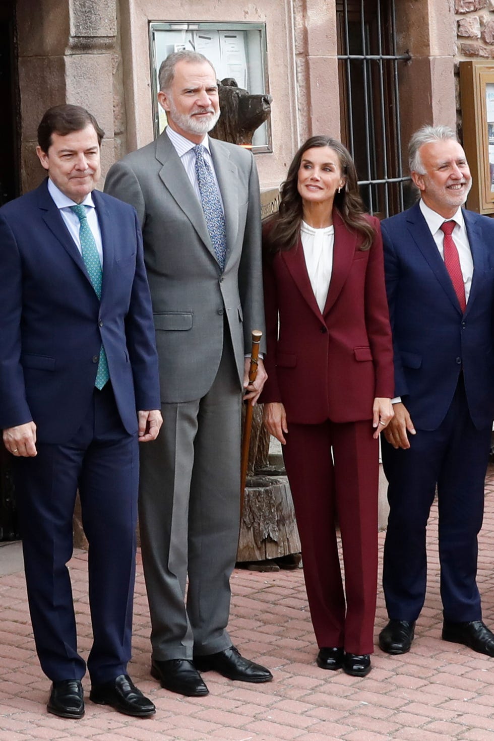 felipe vi y letizia durante su visita a branosera