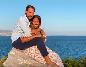 pablo de grecia anuncia su boda con nina flohr