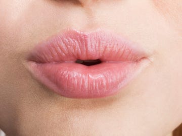 female lips, pouting