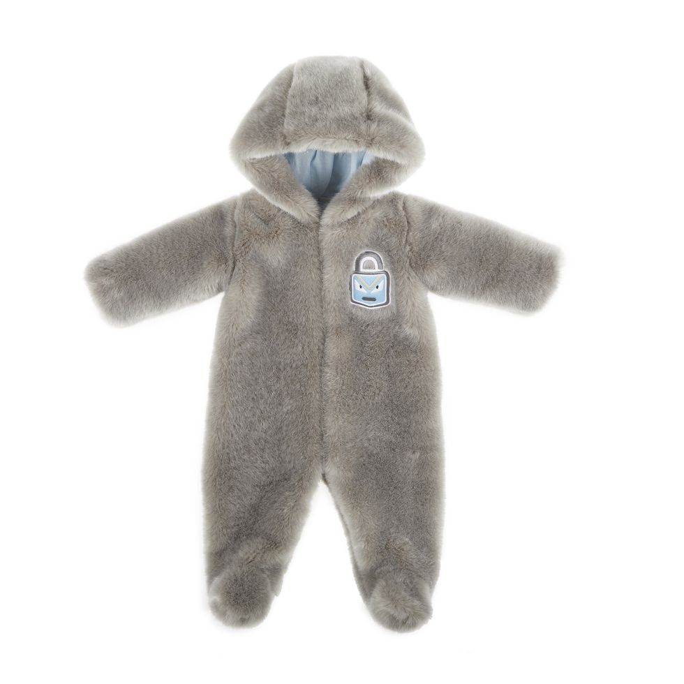 Clothing, Hood, Outerwear, Plush, Stuffed toy, Sleeve, Overall, Fur, Jacket, Textile, 