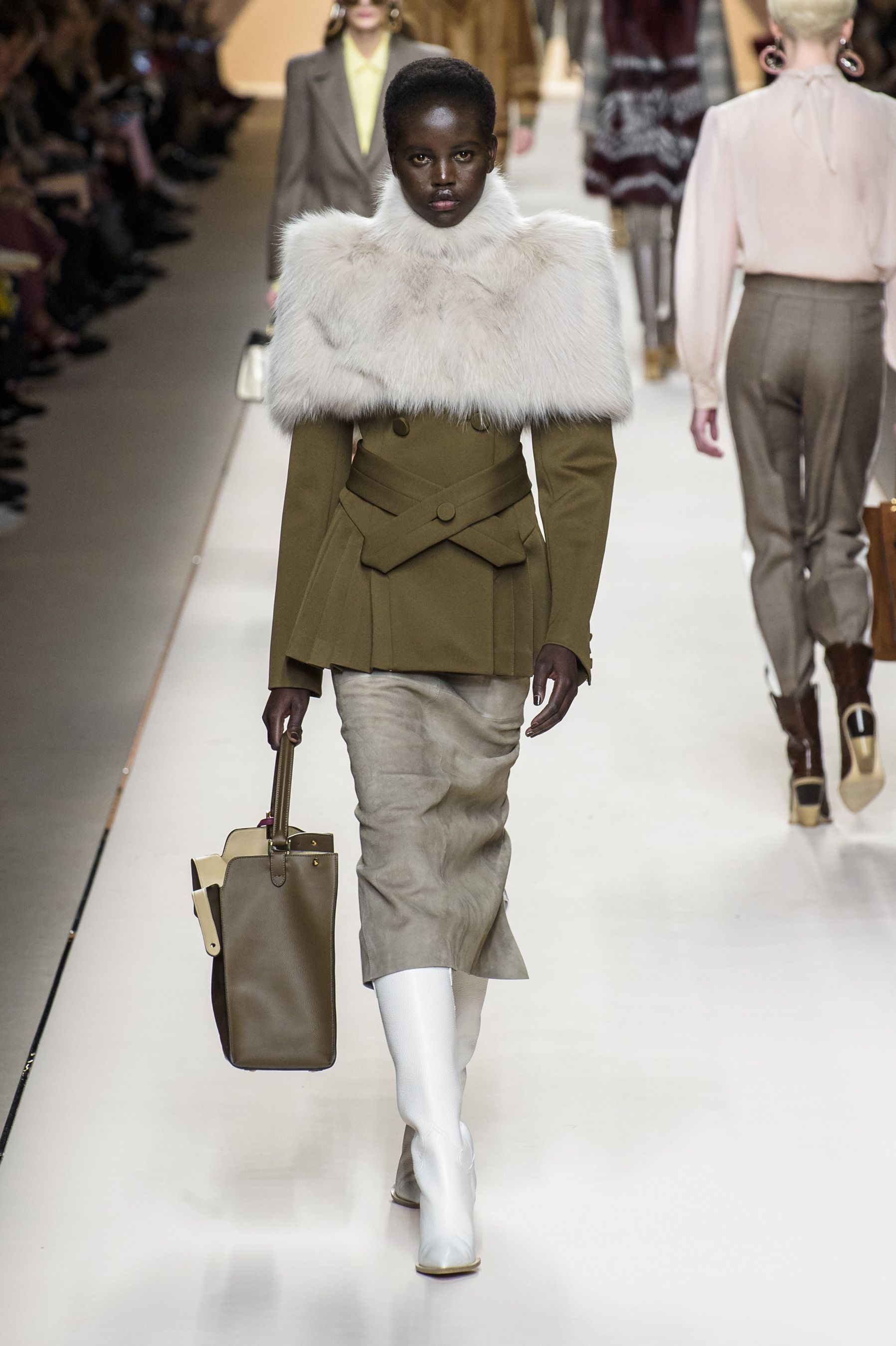 Fendi fall winter sales 2018