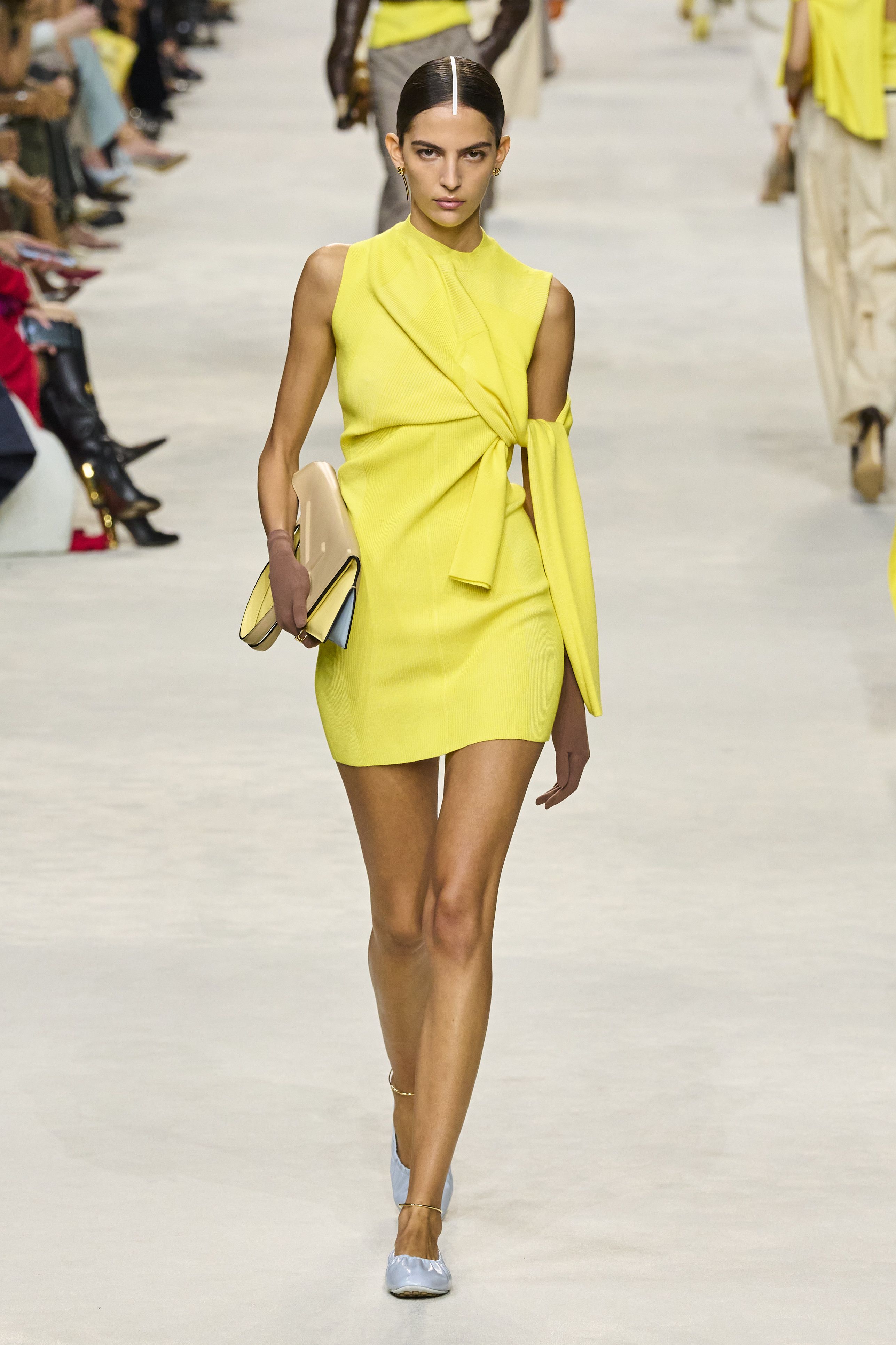 フェンディ(FENDI)2024春夏コレクション | ファッション フェンディ(FENDI)2024春夏コレクション | ファッション