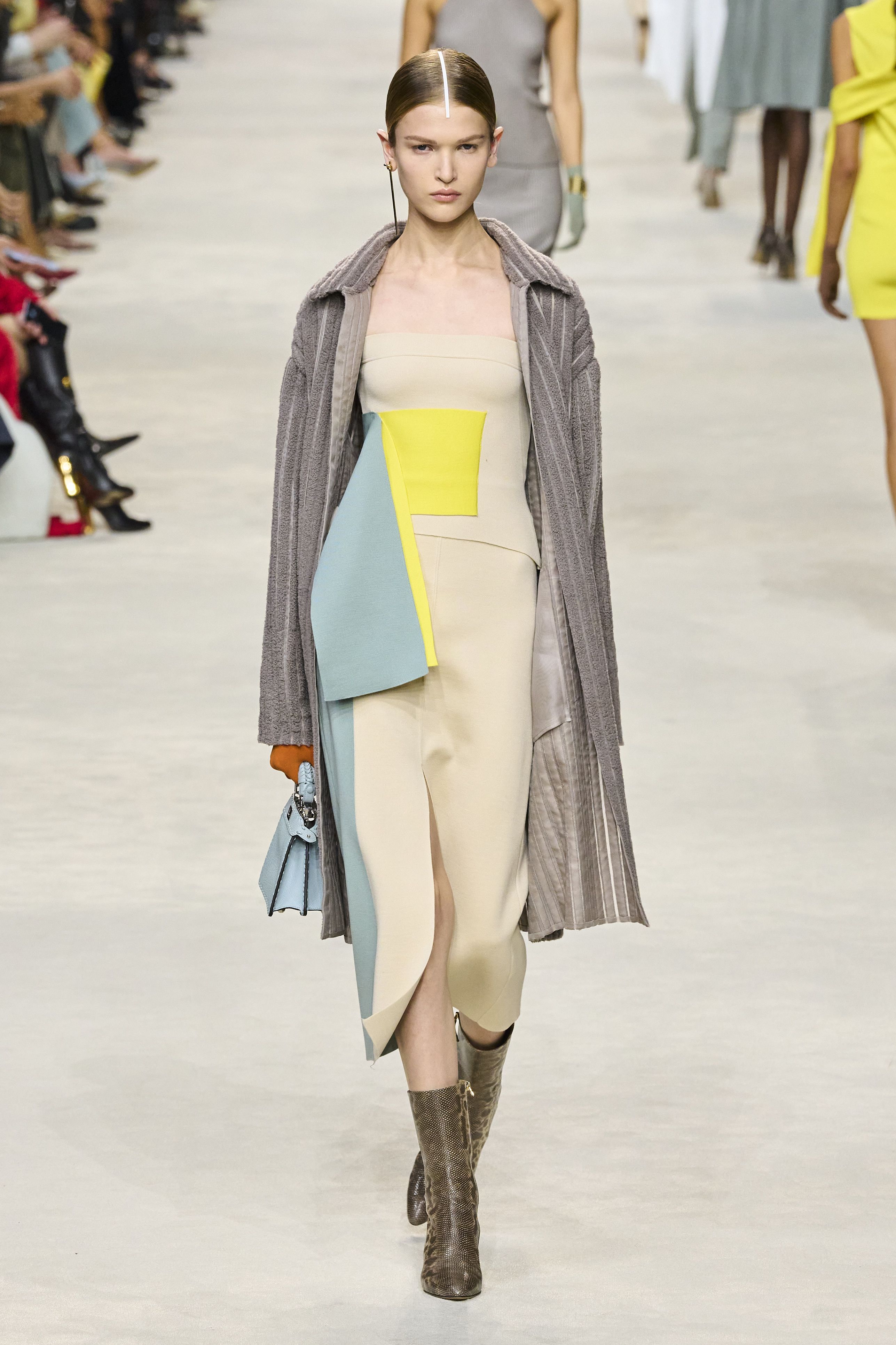 フェンディ(FENDI)2024春夏コレクション | ファッション フェンディ(FENDI)2024春夏コレクション | ファッション
