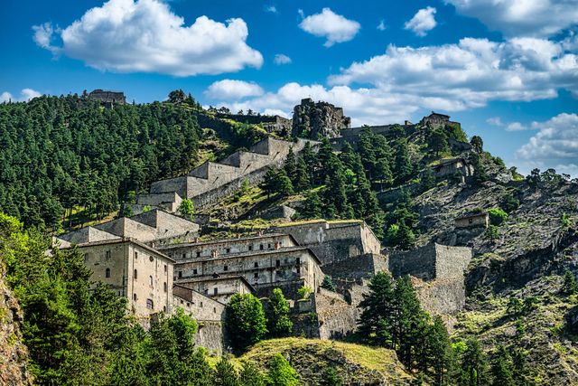 forte di fenestrella muraglia cinese italia