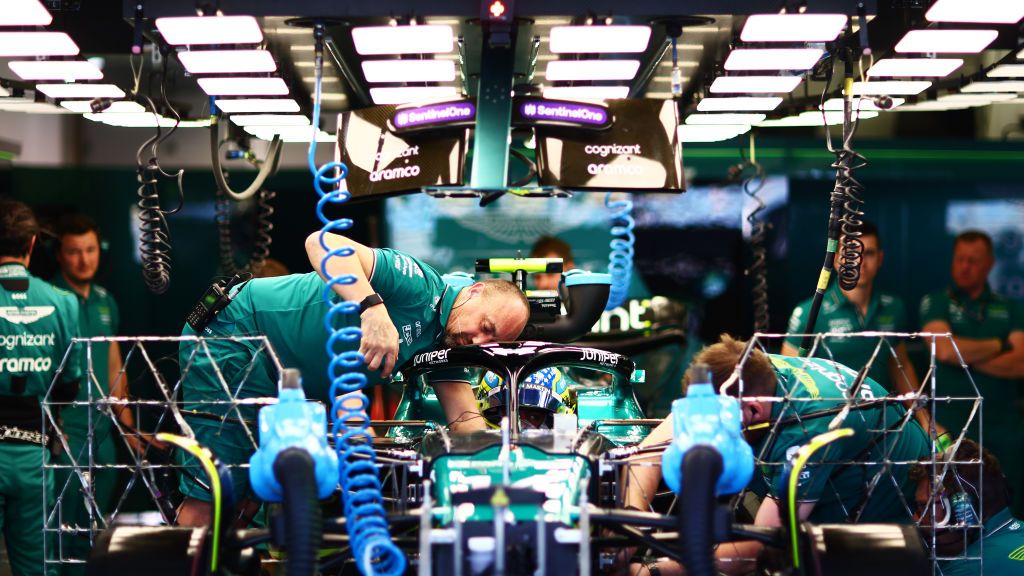 F1: Trajes a juego para los pilotos de Mercedes