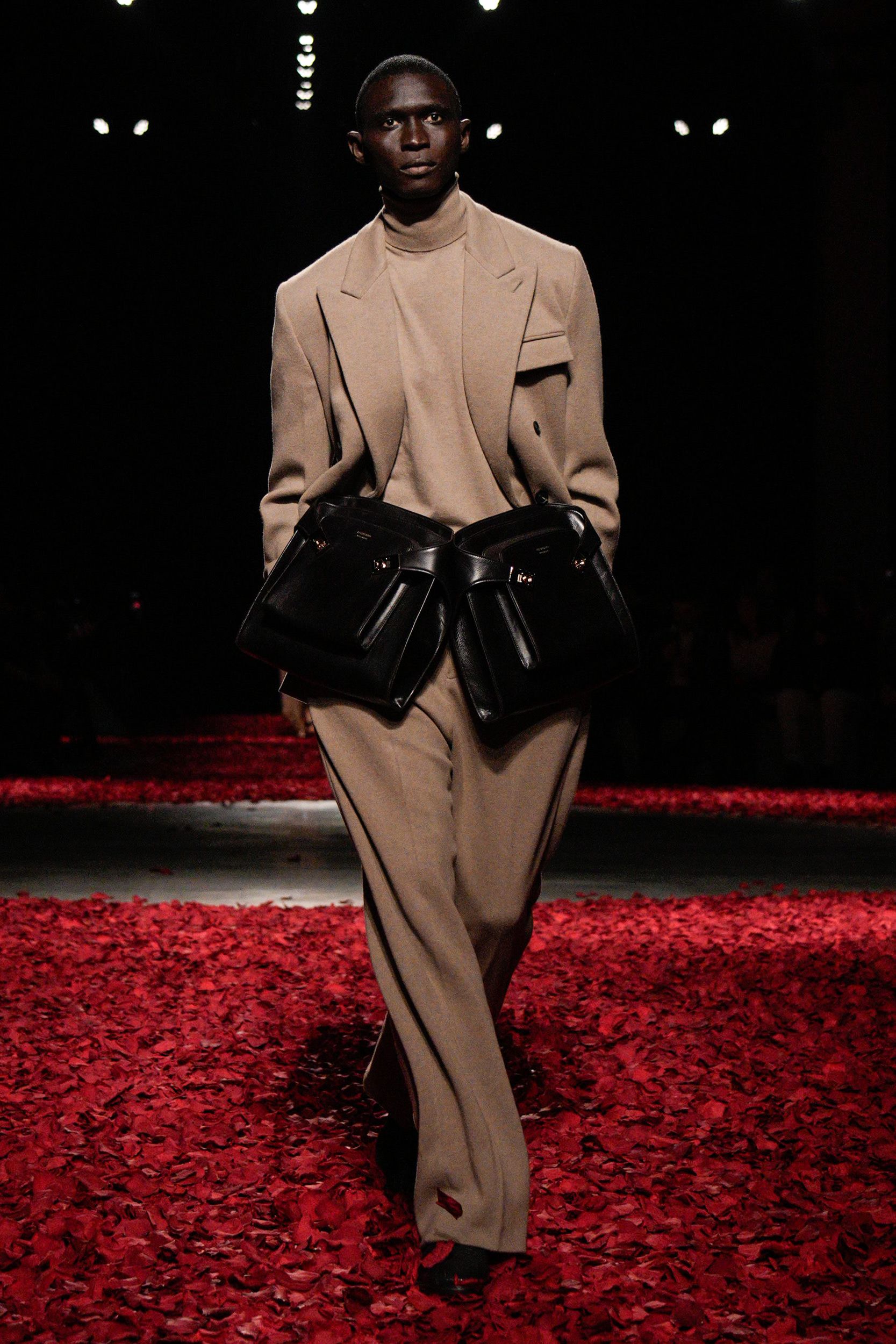 フェラガモ（FERRAGAMO）2025-26秋冬コレクション