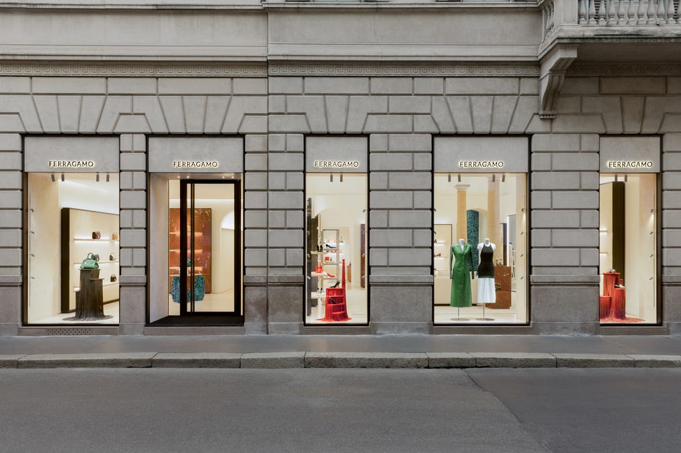 Il nuovo negozio di Ferragamo in Montenapoleone a Milano | Elle Decor