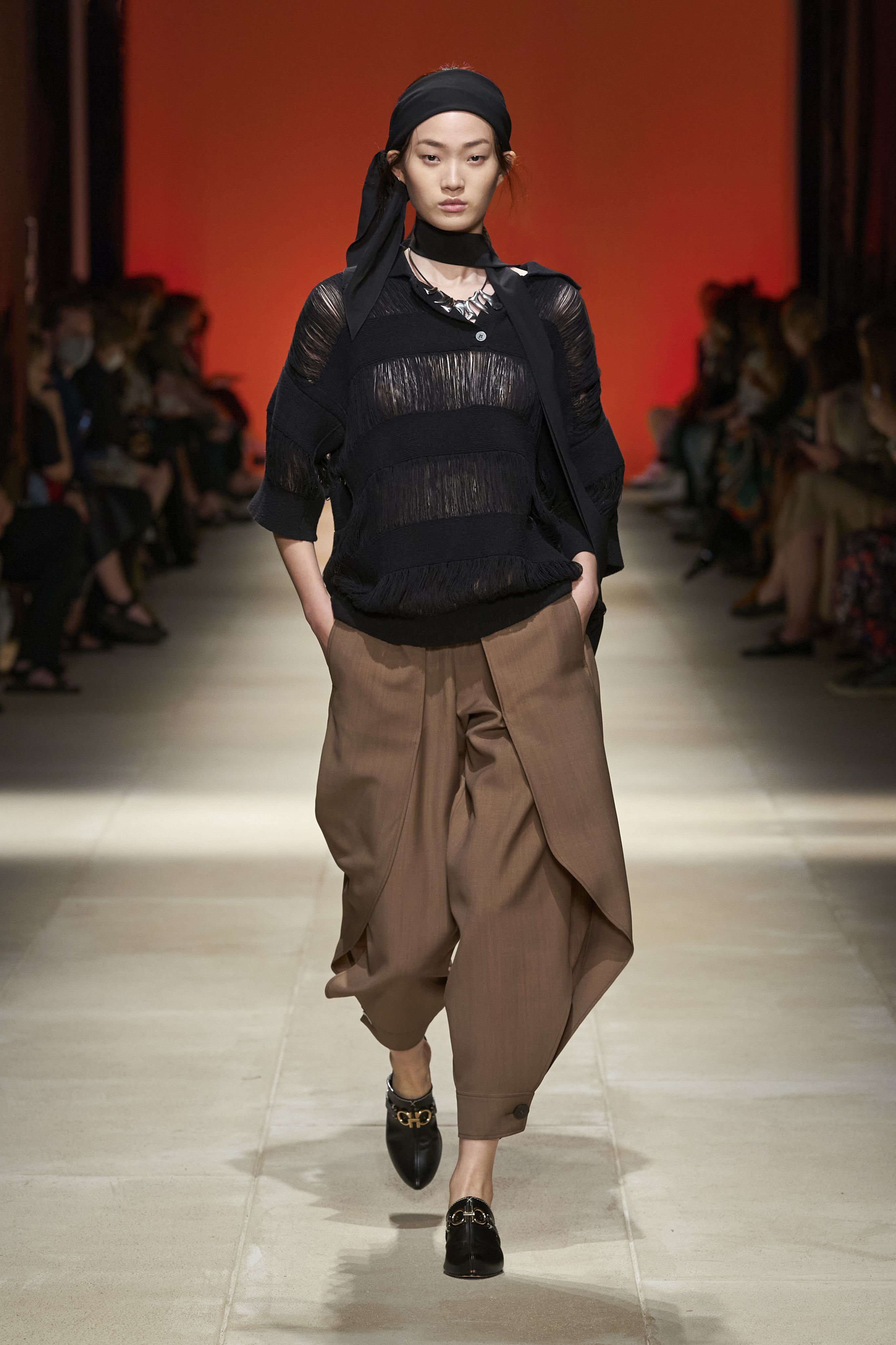 Salvatore Ferragamoフェラガモ ＊オフホワイトスーツ♡新品♡ 楽天市場】フェラガモ（スーツ・セットアップ｜レディース