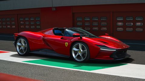 Ferrari Daytona SP3: El futuro se mira en el pasado