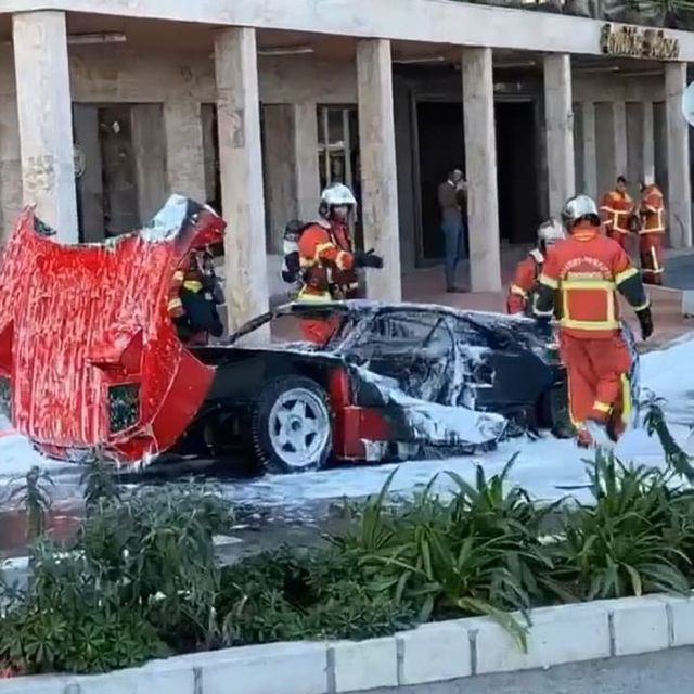 Ferrari F40 ardiendo en Mónaco