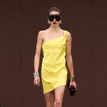 Il giallo limone è il nuovo colore moda di tendenza nell’Estate 2025 il giallo limone è il nuovo colore moda di tendenza nell’estate 2025
