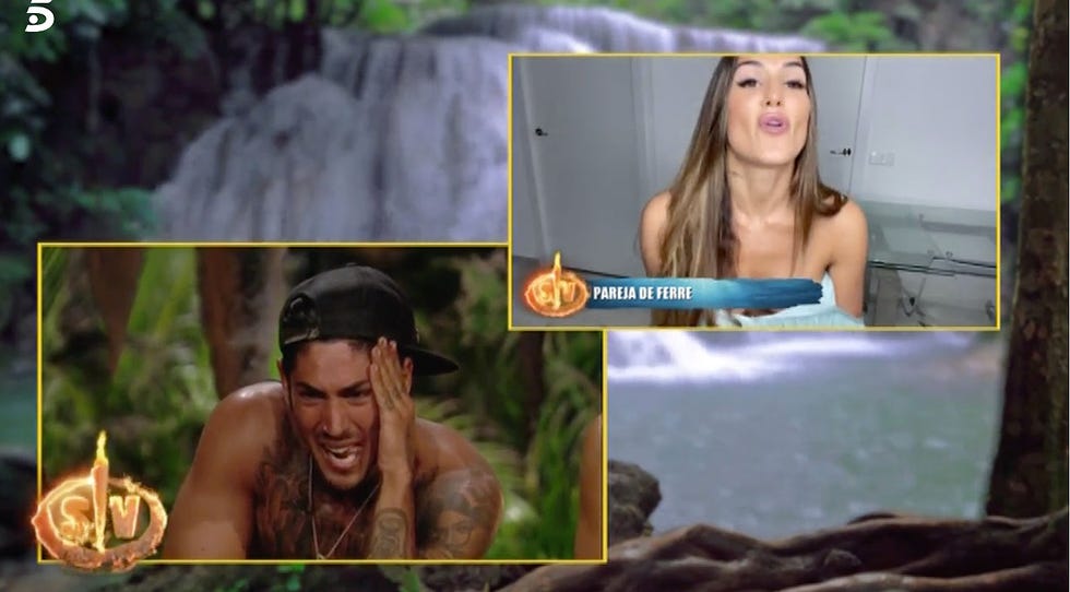 Ferre escucha a su novia