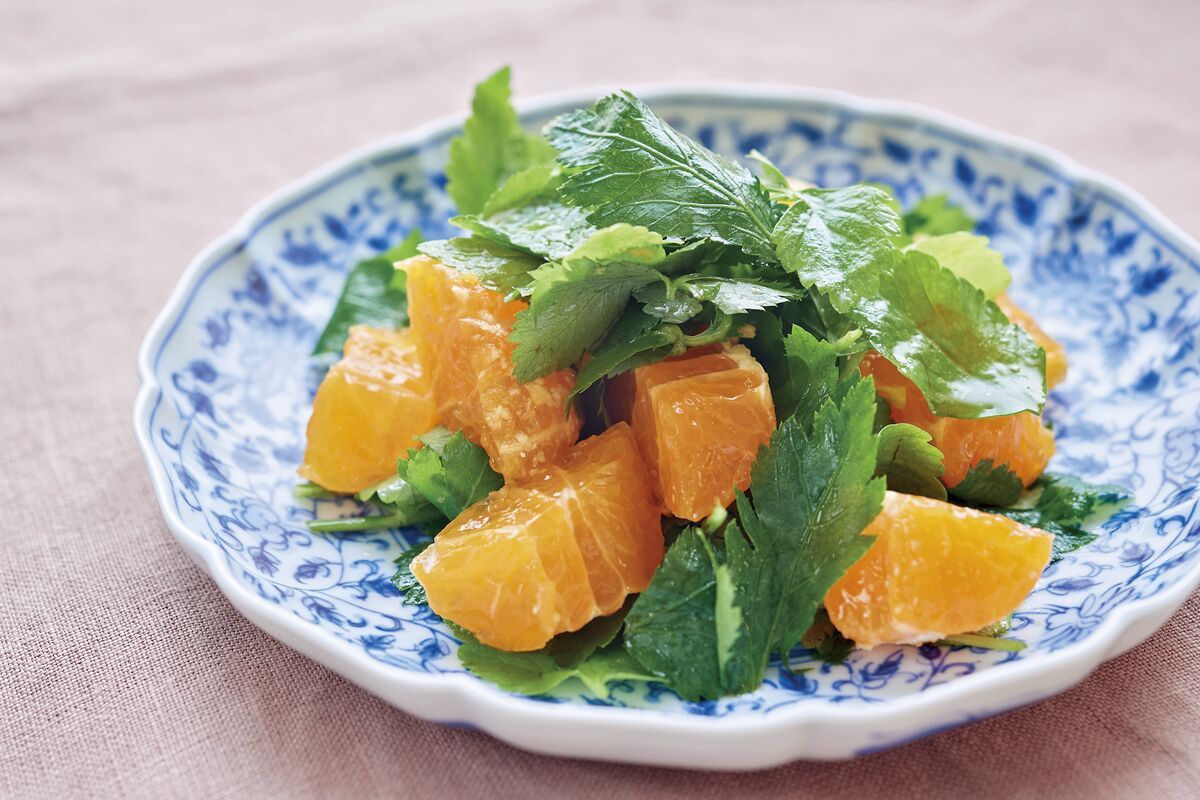 あしたの家庭料理｜「香味野菜とみかんのサラダ」うすいはなこ