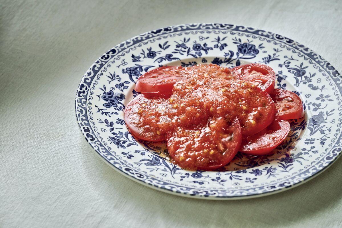 陶芸家 伊藤剛俊 希少 B 大皿 美しい器 プレート 食器 透かし彫り 壺 15 陶芸家・伊藤剛俊さん｜ゴシック建築を思わせる “祝祭”のうつわ