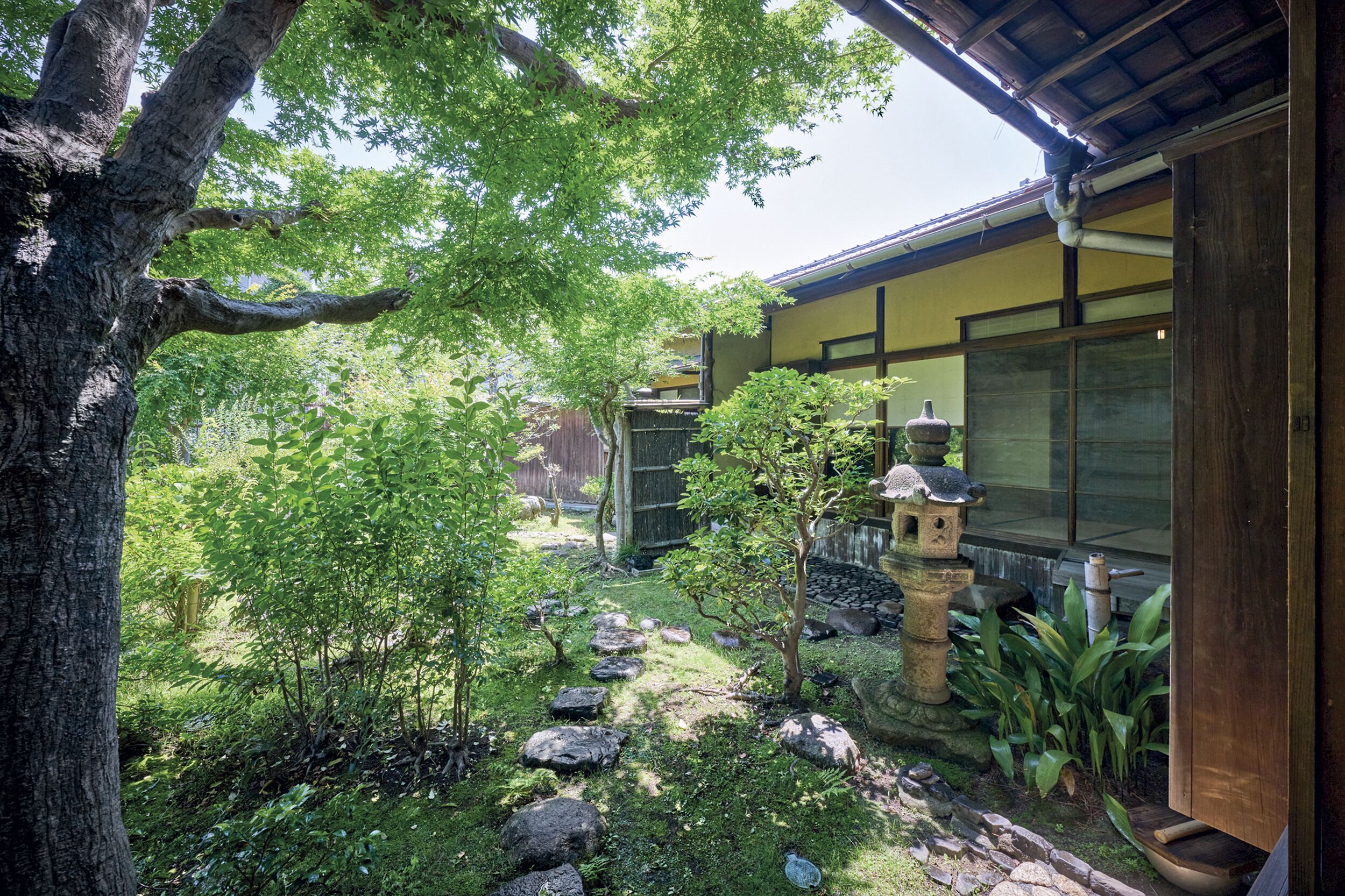 7世紀寄棟造の家 7世紀寄棟造の家 Tokyo Architect's 7 Level Compact Home