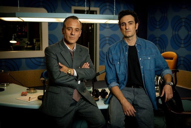 javier gutierrez y miki esparbe en la serie reyes de la noche