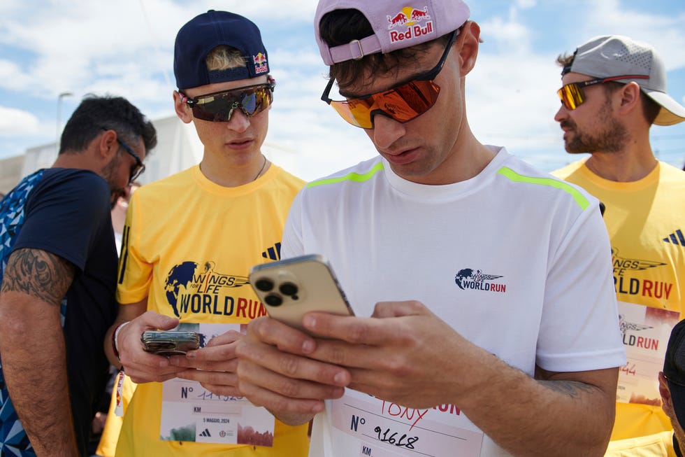 participants preparing for a running event